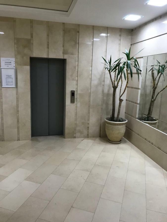 Gagarin Studio Apartment Oldenburg Bagian luar foto