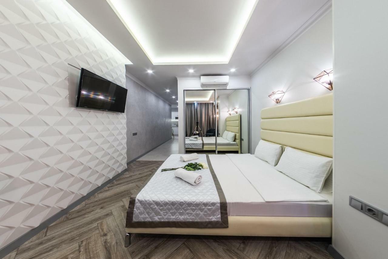 Gagarin Studio Apartment Oldenburg Bagian luar foto
